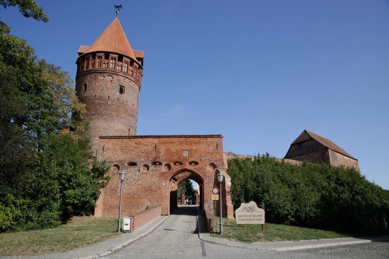 Ringhotel Schloss Tangermunde Exterior photo